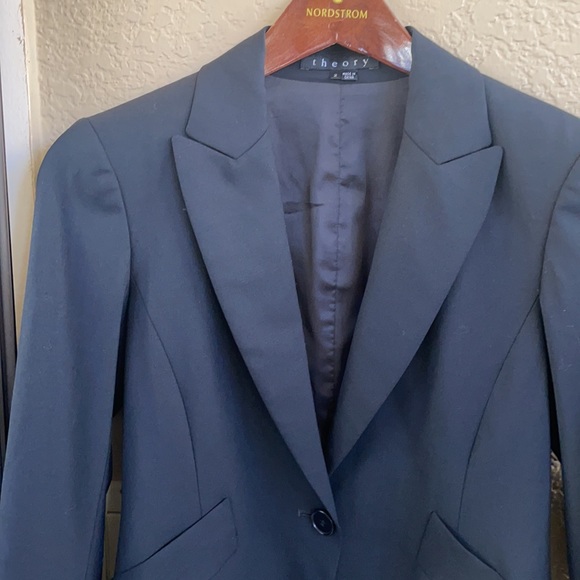 COPY - Theory black blazer Size 2 w/ two front pockets - Picture 3 of 12